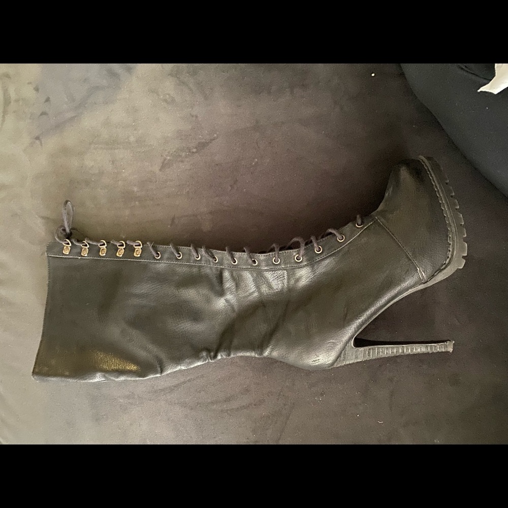 Leather lace up boots